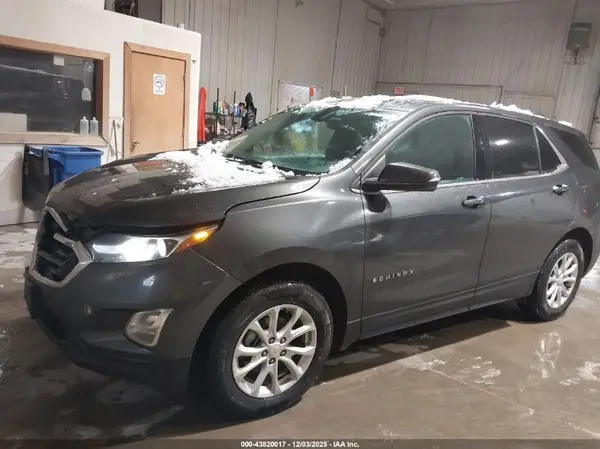2GNAXSEV1J6190309 2018 CHEVROLET EQUINOX - Image 2