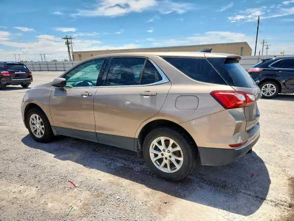 2GNAXSEV1J6215712 2018 CHEVROLET EQUINOX - Image 2