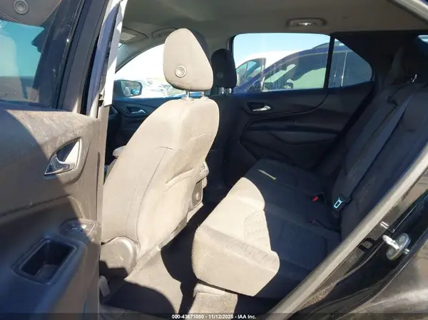 2GNAXSEV1J6240612 2018 CHEVROLET EQUINOX - Image 8