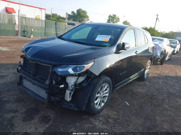 2GNAXSEV1J6252999 2018 CHEVROLET EQUINOX - Image 2