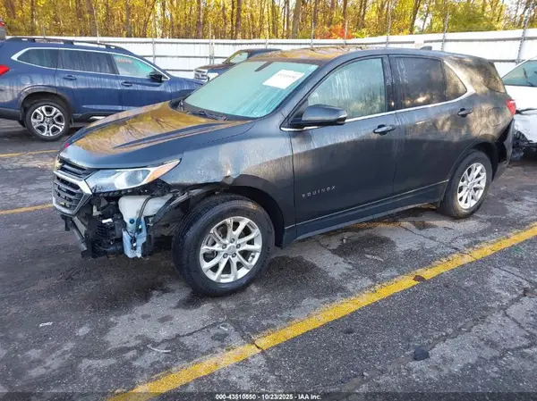 2GNAXSEV1J6254090 2018 CHEVROLET EQUINOX - Image 2