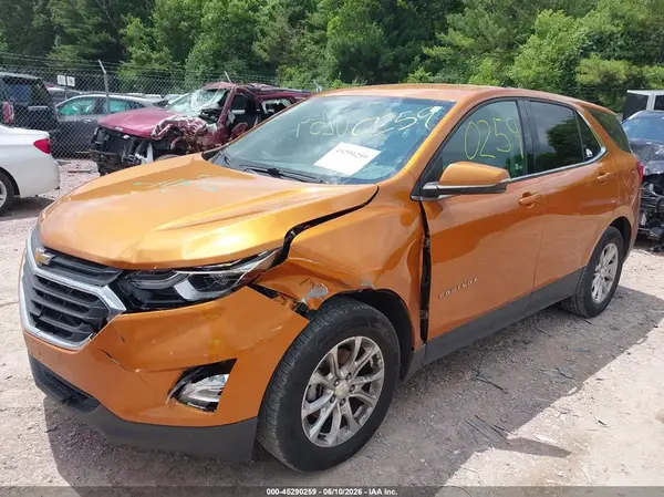 2GNAXSEV1J6261671 2018 CHEVROLET EQUINOX - Image 2