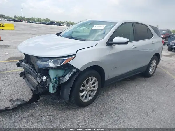 2GNAXSEV1J6276428 2018 CHEVROLET EQUINOX - Image 2