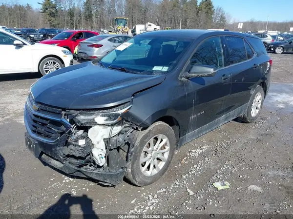 2GNAXSEV1J6306575 2018 CHEVROLET EQUINOX - Image 2