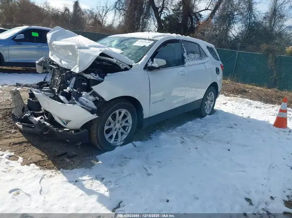 2GNAXSEV1J6315096 2018 CHEVROLET EQUINOX - Image 2