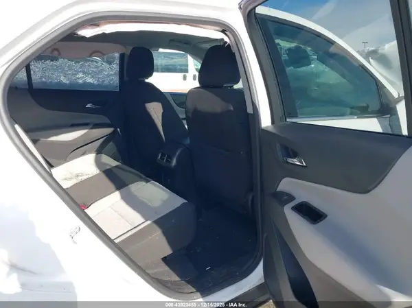2GNAXSEV1J6315096 2018 CHEVROLET EQUINOX - Image 8