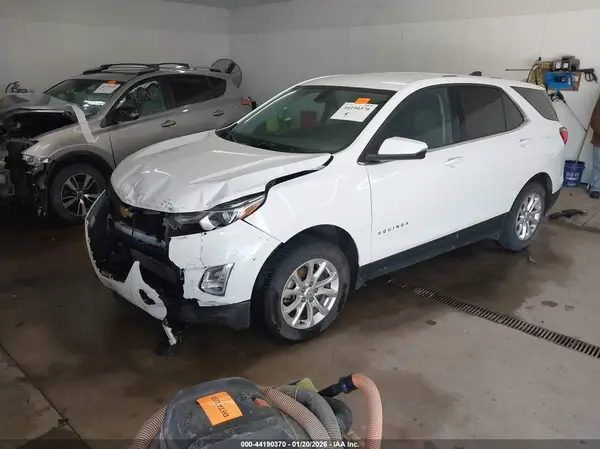 2GNAXSEV1J6317107 2018 CHEVROLET EQUINOX - Image 2