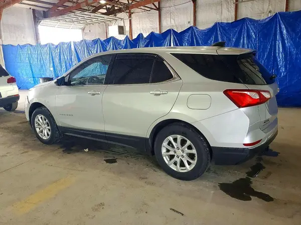 2GNAXSEV1J6318144 2018 CHEVROLET EQUINOX - Image 2