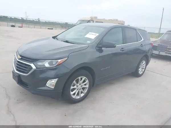 2GNAXSEV1J6326812 2018 CHEVROLET EQUINOX - Image 2