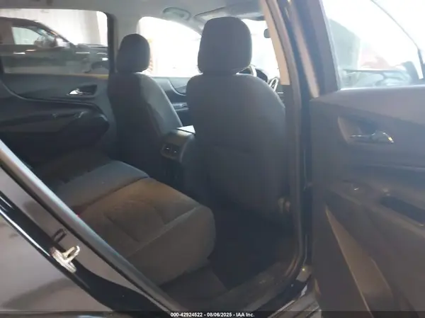 2GNAXSEV1J6334179 2018 CHEVROLET EQUINOX - Image 8