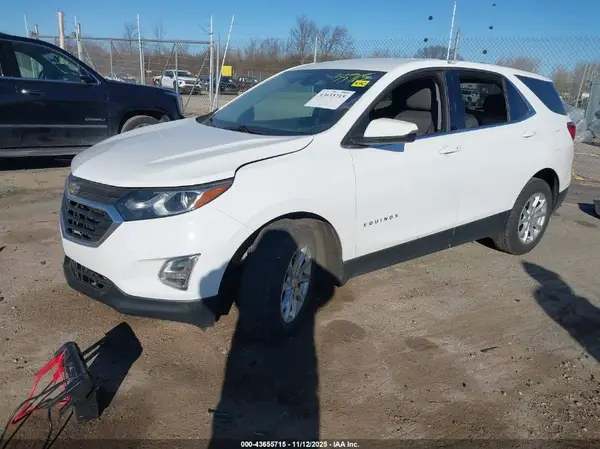 2GNAXSEV1J6342573 2018 CHEVROLET EQUINOX - Image 2
