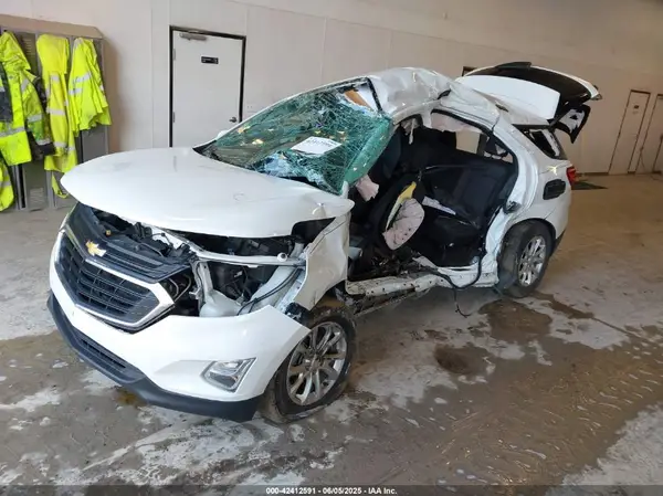2GNAXSEV1J6346395 2018 CHEVROLET EQUINOX - Image 2