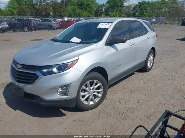 2GNAXSEV1K6212083 2019 CHEVROLET EQUINOX - Image 2
