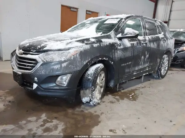 2GNAXSEV1L6174078 2020 CHEVROLET EQUINOX - Image 2