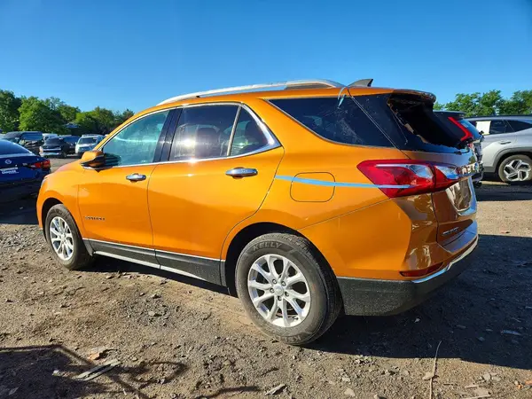 2GNAXSEV2J6106126 2018 CHEVROLET EQUINOX - Image 2