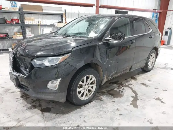 2GNAXSEV2J6111892 2018 CHEVROLET EQUINOX - Image 2