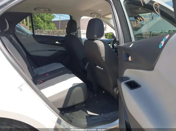 2GNAXSEV2J6120351 2018 CHEVROLET EQUINOX - Image 8