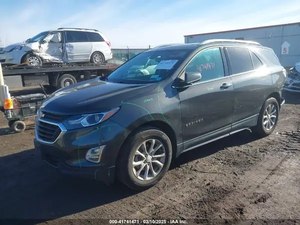 2GNAXSEV2J6122861 2018 CHEVROLET EQUINOX - Image 2