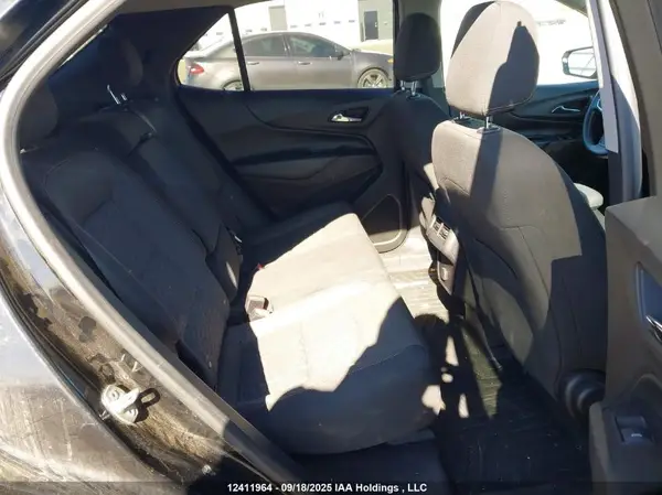 2GNAXSEV2J6138171 2018 CHEVROLET EQUINOX - Image 8