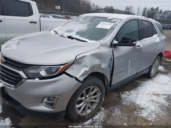 2GNAXSEV2J6187015 2018 CHEVROLET EQUINOX - Image 2
