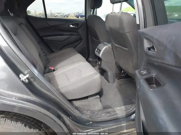2GNAXSEV2J6211684 2018 CHEVROLET EQUINOX - Image 8