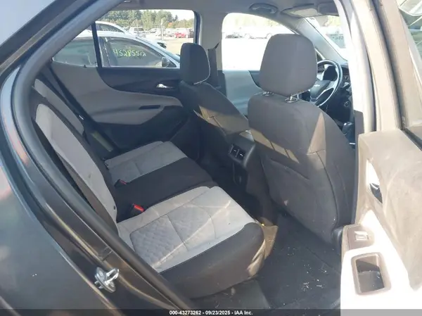 2GNAXSEV2J6228467 2018 CHEVROLET EQUINOX - Image 8