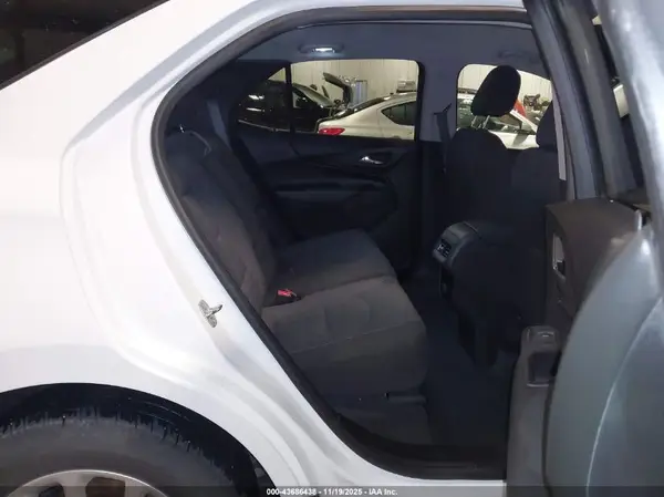 2GNAXSEV2J6248167 2018 CHEVROLET EQUINOX - Image 8