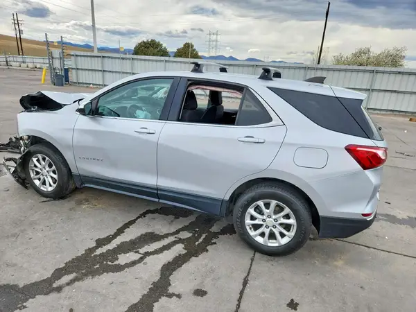 2GNAXSEV2J6263011 2018 CHEVROLET EQUINOX - Image 2