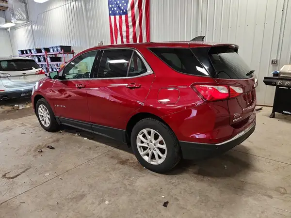 2GNAXSEV2J6271206 2018 CHEVROLET EQUINOX - Image 2
