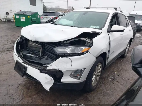 2GNAXSEV2J6297630 2018 CHEVROLET EQUINOX - Image 2