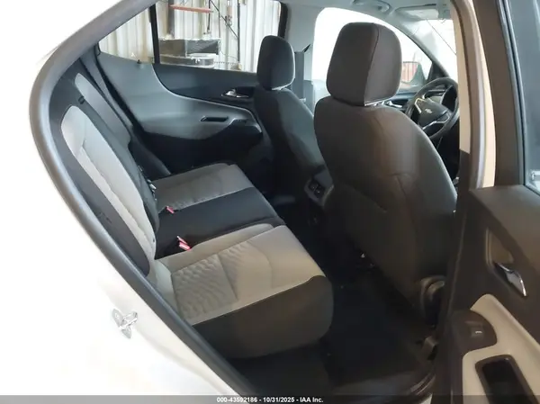 2GNAXSEV2J6331503 2018 CHEVROLET EQUINOX - Image 8