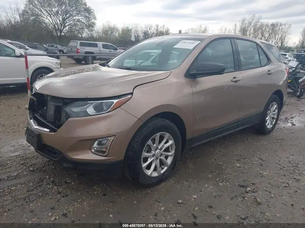 2GNAXSEV2K6172631 2019 CHEVROLET EQUINOX - Image 2