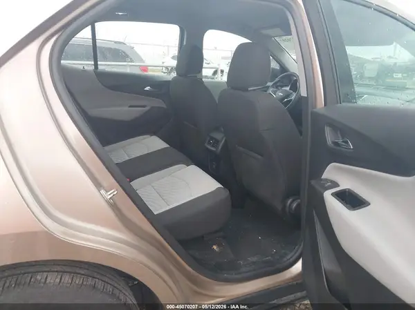 2GNAXSEV2K6172631 2019 CHEVROLET EQUINOX - Image 8