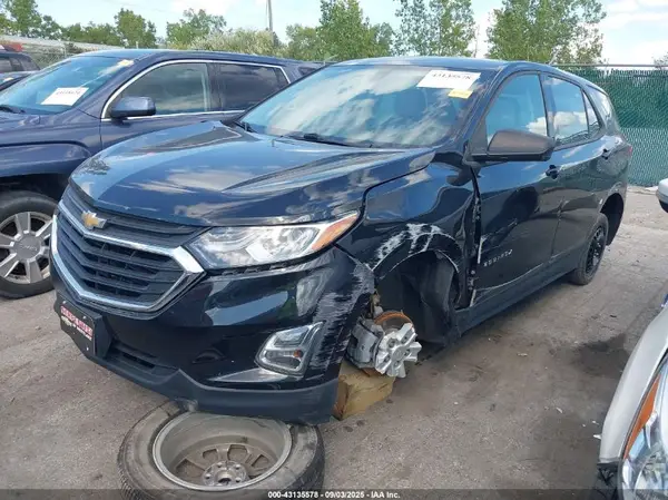 2GNAXSEV2K6194435 2019 CHEVROLET EQUINOX - Image 2