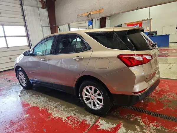 2GNAXSEV2K6254634 2019 CHEVROLET EQUINOX - Image 2