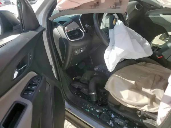 2GNAXSEV2K6266640 2019 CHEVROLET EQUINOX - Image 8