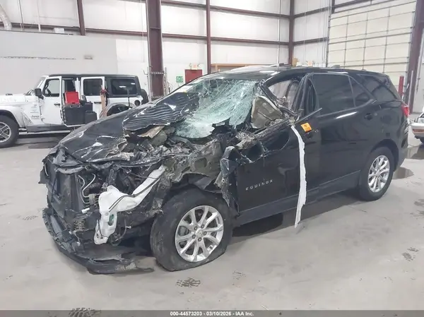 2GNAXSEV2L6272763 2020 CHEVROLET EQUINOX - Image 2