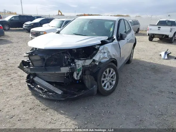 2GNAXSEV2M6152057 2021 CHEVROLET EQUINOX - Image 2