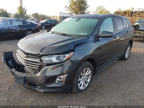 2GNAXSEV3J6117751 2018 CHEVROLET EQUINOX - Image 2