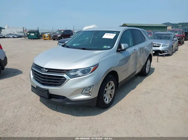 2GNAXSEV3J6126420 2018 CHEVROLET EQUINOX - Image 2