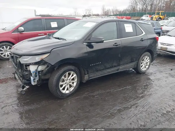 2GNAXSEV3J6132797 2018 CHEVROLET EQUINOX - Image 2