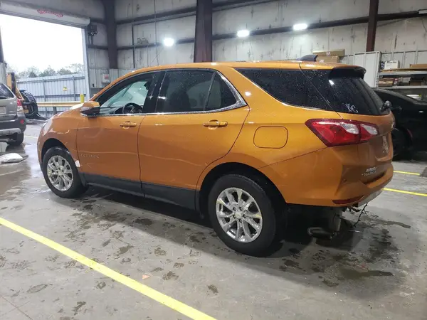 2GNAXSEV3J6137336 2018 CHEVROLET EQUINOX - Image 2