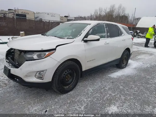 2GNAXSEV3J6142052 2018 CHEVROLET EQUINOX - Image 2