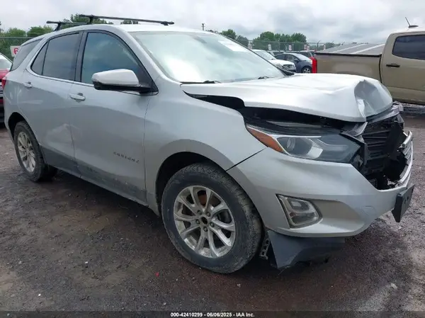 2GNAXSEV3J6157859 2018 CHEVROLET EQUINOX - Image 1