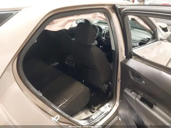 2GNAXSEV3J6166125 2018 CHEVROLET EQUINOX - Image 8