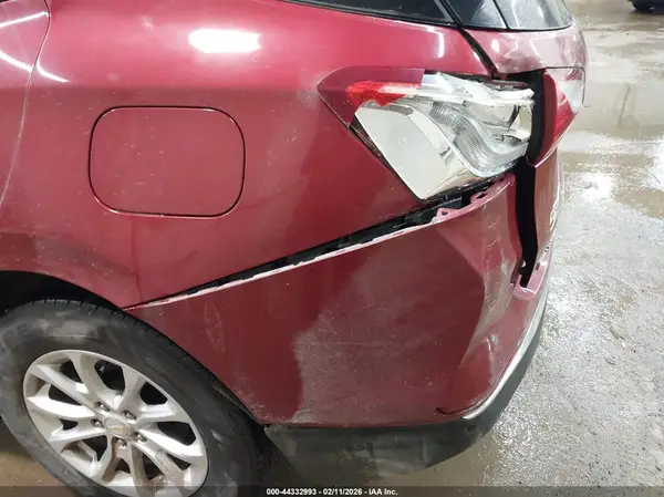 2GNAXSEV3J6220720 2018 CHEVROLET EQUINOX - Image 2