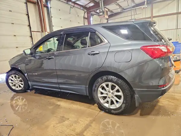 2GNAXSEV3J6236447 2018 CHEVROLET EQUINOX - Image 2