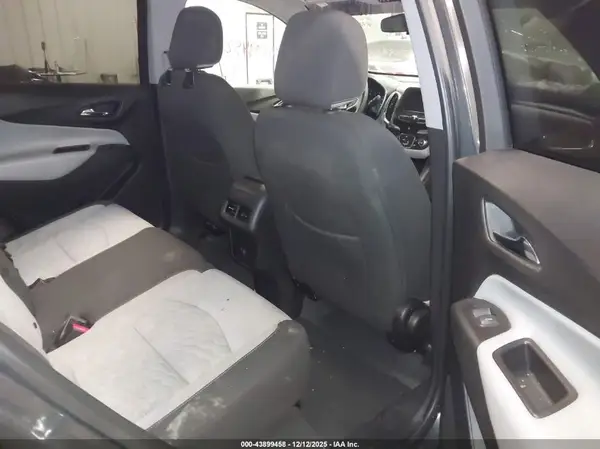 2GNAXSEV3J6245360 2018 CHEVROLET EQUINOX - Image 8