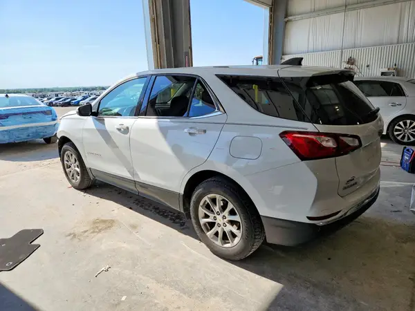 2GNAXSEV3J6254513 2018 CHEVROLET EQUINOX - Image 2