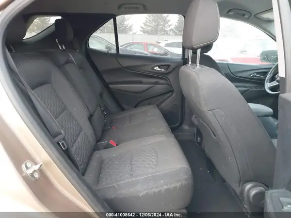 2GNAXSEV3J6256875 2018 CHEVROLET EQUINOX - Image 8